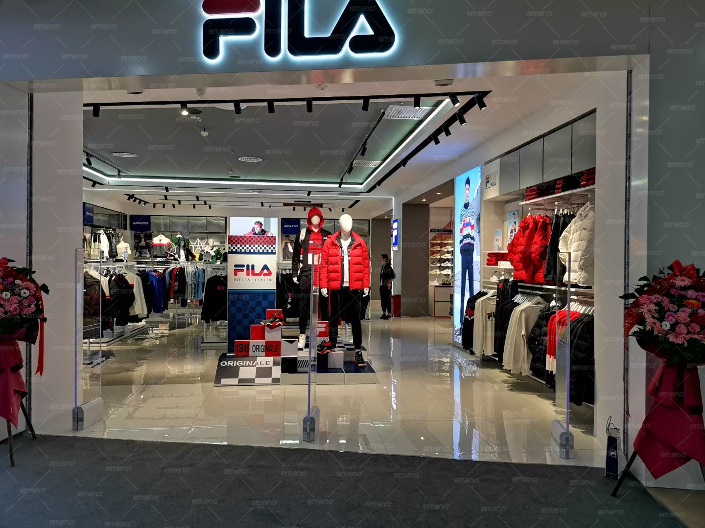 揭秘!为什么品牌店都爱立方美emeno亚克力防盗器?